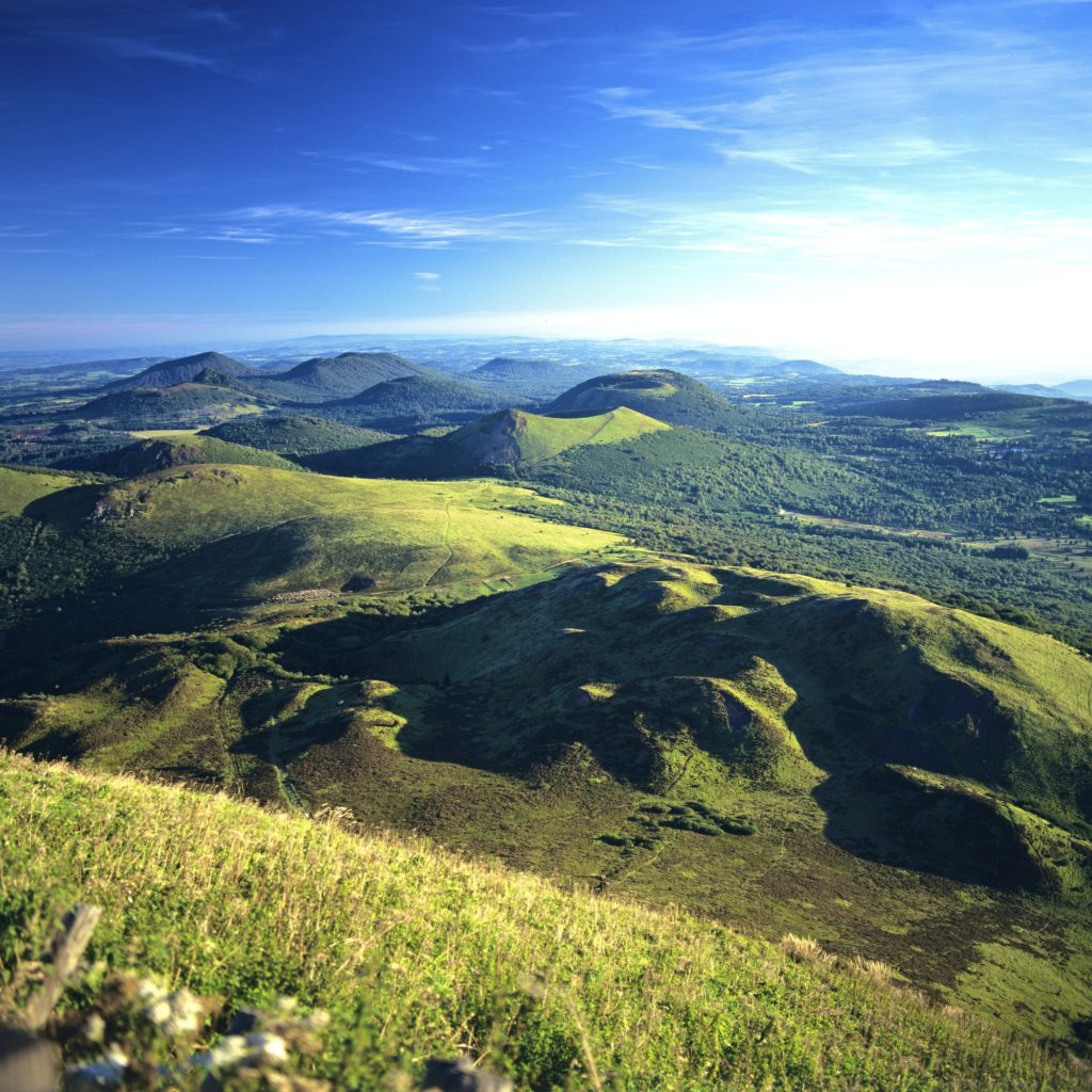 Mesmerizing view of the volcanoes of Auvergne seen from the summit of Puy de Dome